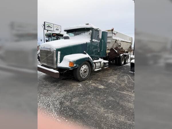 Image of Kuhn Knight 4063 Primary image