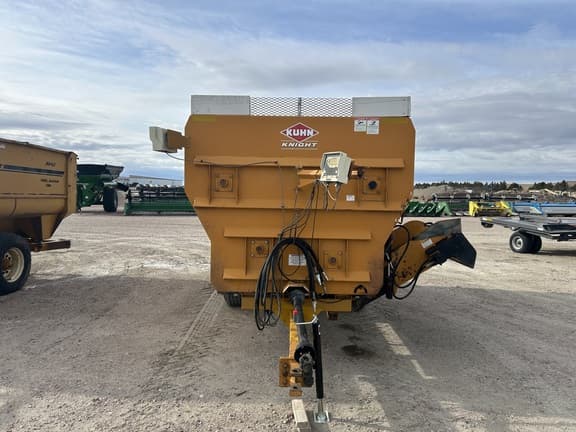 Image of Kuhn Knight 4142 equipment image 1