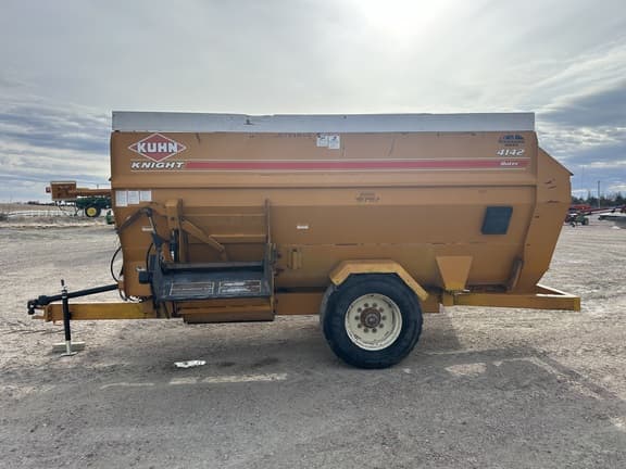 Image of Kuhn Knight 4142 equipment image 3