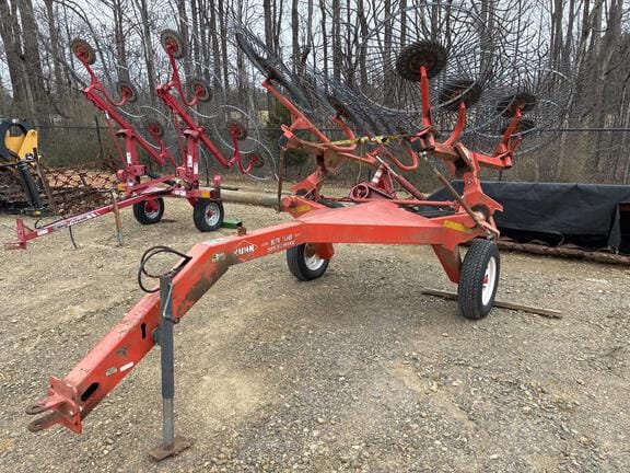 Kuhn SR108 Equipment Image0