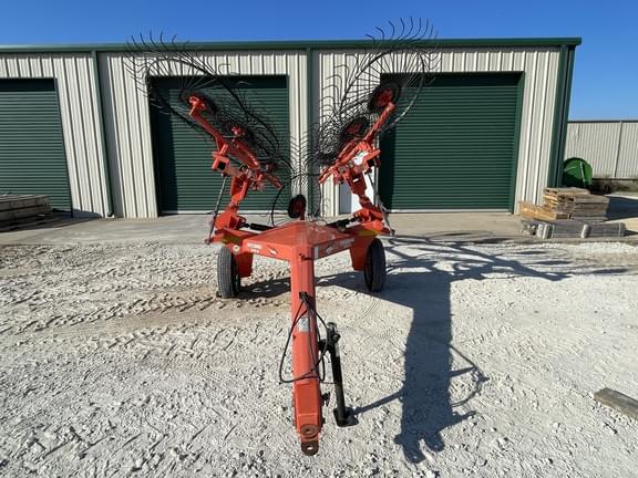 Image of Kuhn SR110 equipment image 1