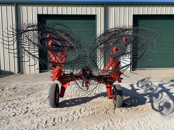 Image of Kuhn SR110 equipment image 3