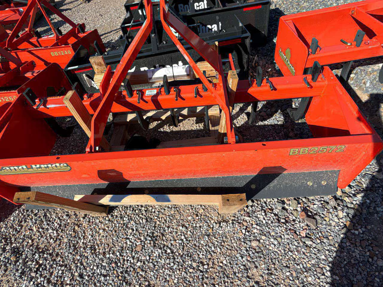 Land Pride BB2572 Equipment Image0