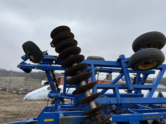Image of Landoll 6230 equipment image 3