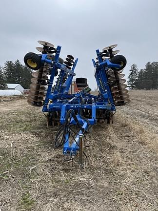 Image of Landoll 6230 equipment image 2