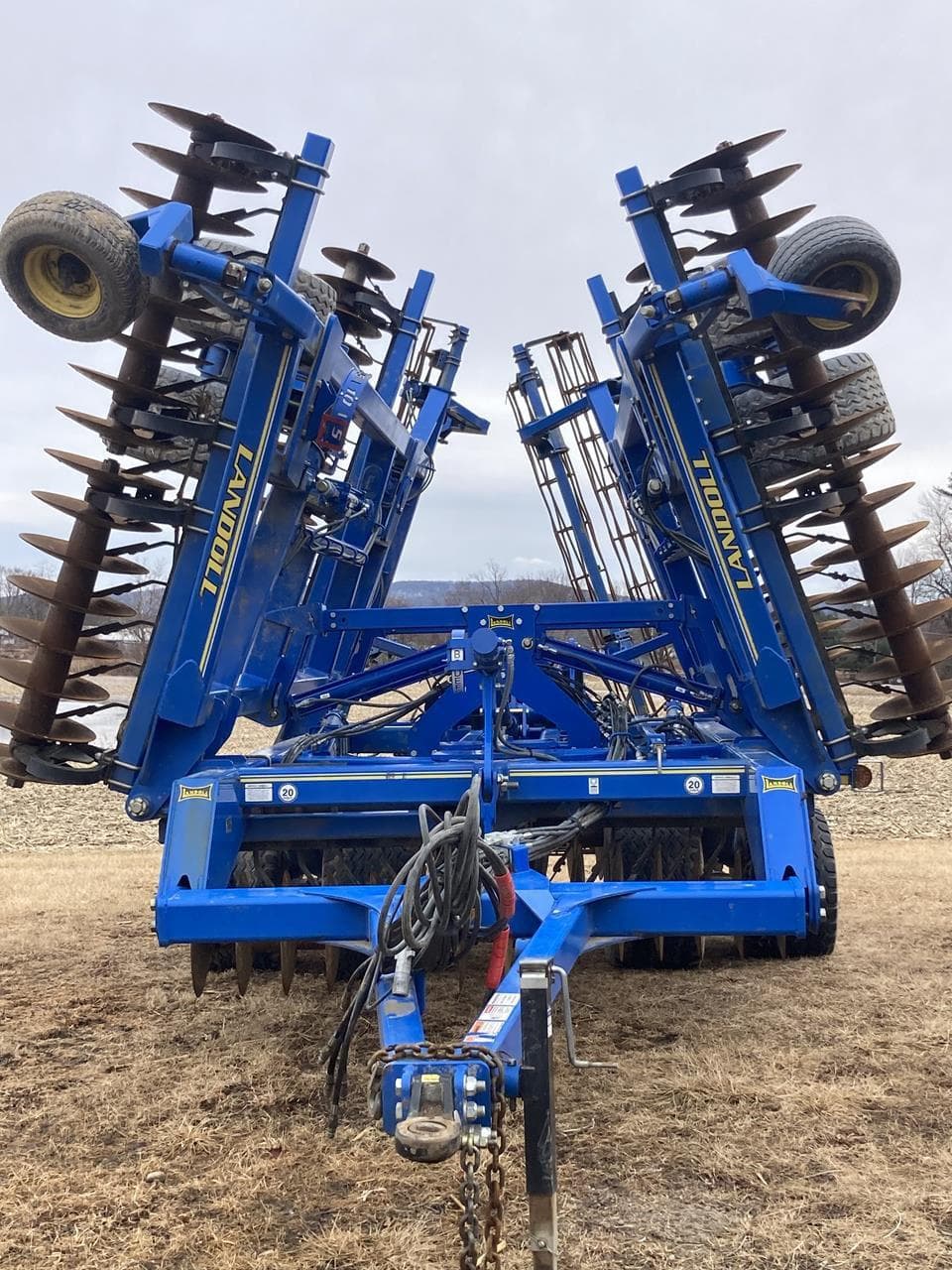 Image of Landoll 7530 Image 0