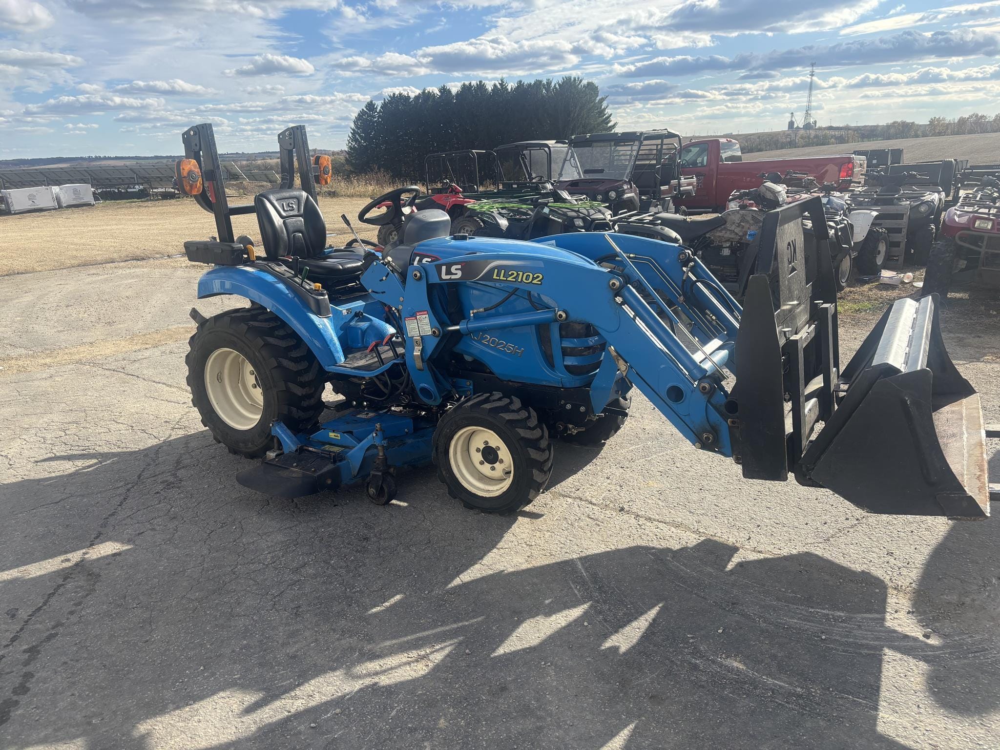 LS XJ2025H Equipment Image0