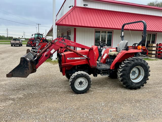 Image of Massey Ferguson 1433 equipment image 1