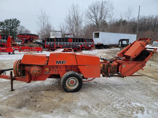 Image of Massey Ferguson 228 equipment image 3