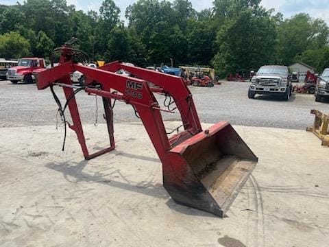Massey Ferguson 236 Equipment Image0