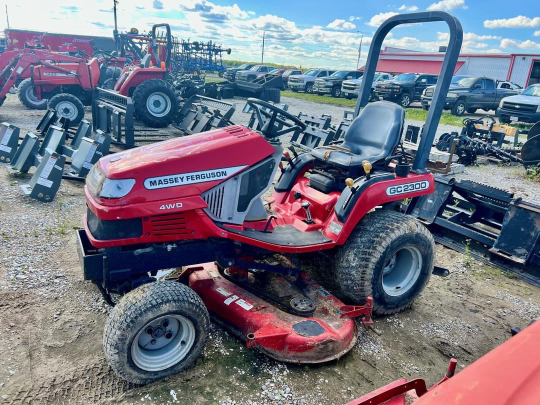 Image of Massey Ferguson GC2300 Image 1