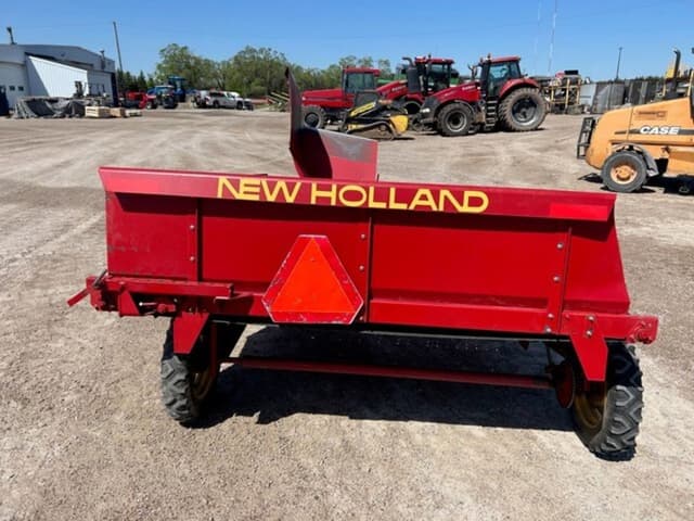 Image of New Holland 144 equipment image 4