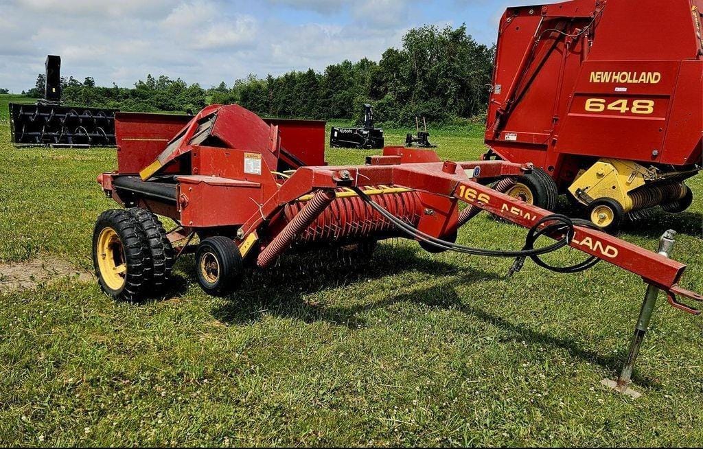 New Holland 166 Equipment Image0