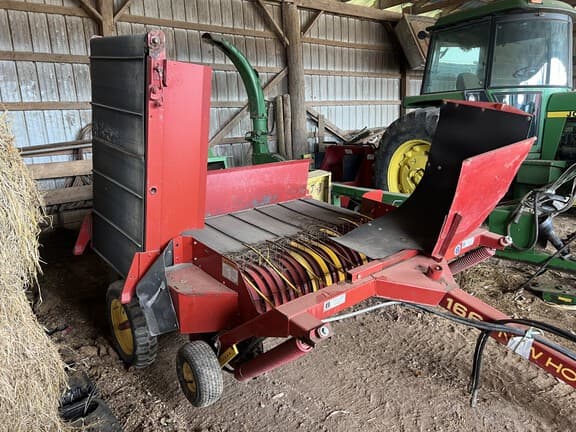 Image of New Holland 166 Primary image