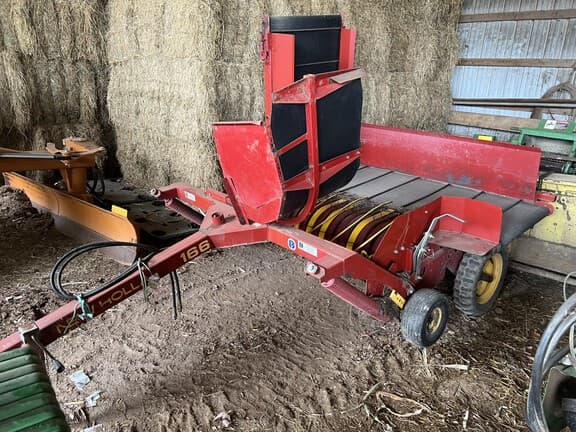Image of New Holland 166 equipment image 1