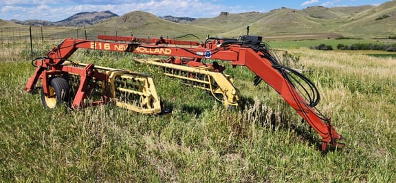 New Holland 216 Equipment Image0