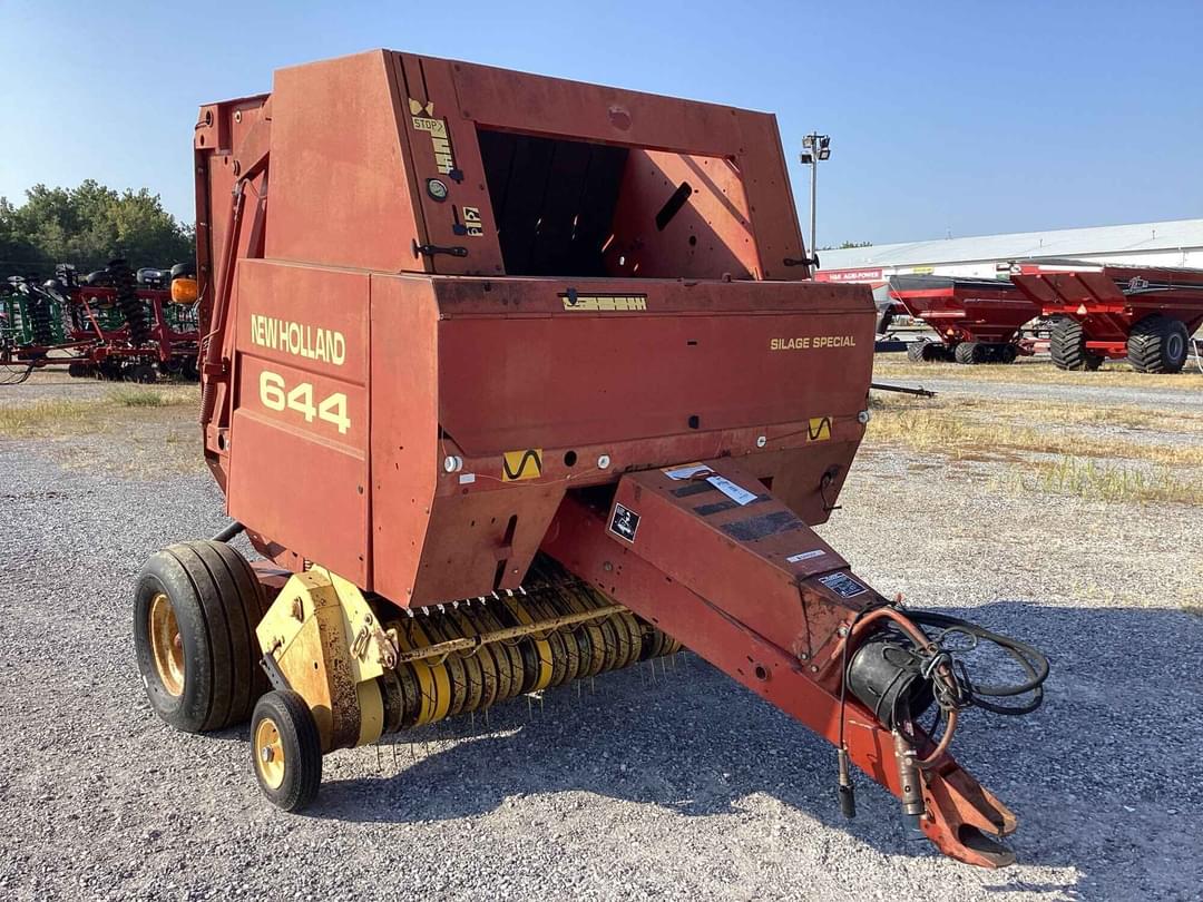 Image of New Holland 644 Primary image