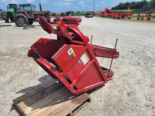 Image of New Holland 72 equipment image 2