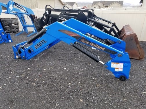 New Holland 850TL Equipment Image0