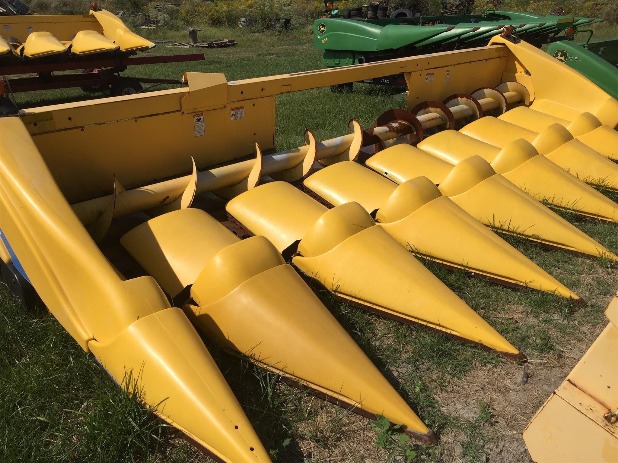 New Holland 98C Equipment Image0