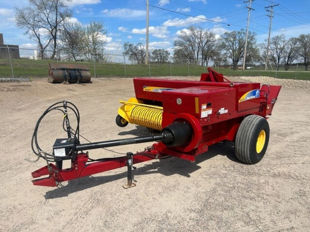 New Holland BC5070 Equipment Image0