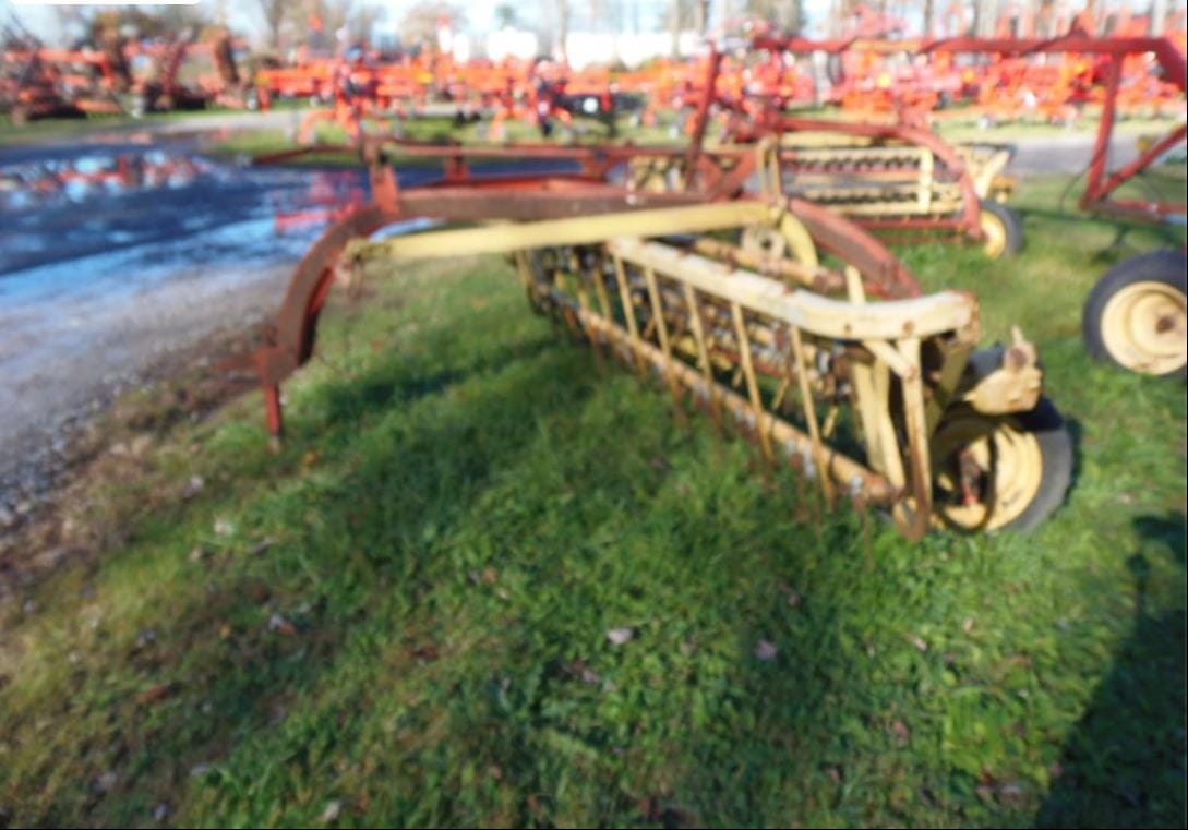 New Holland Rolabar 256 Equipment Image0