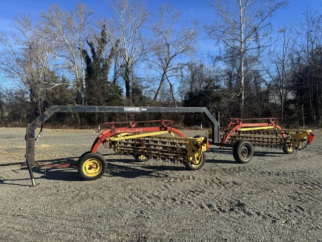 Image of New Holland Rolabar 256 equipment image 1