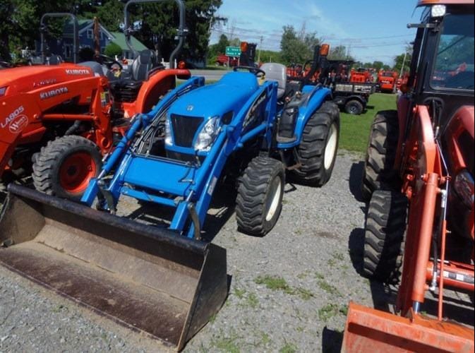 New Holland TC40DA Equipment Image0