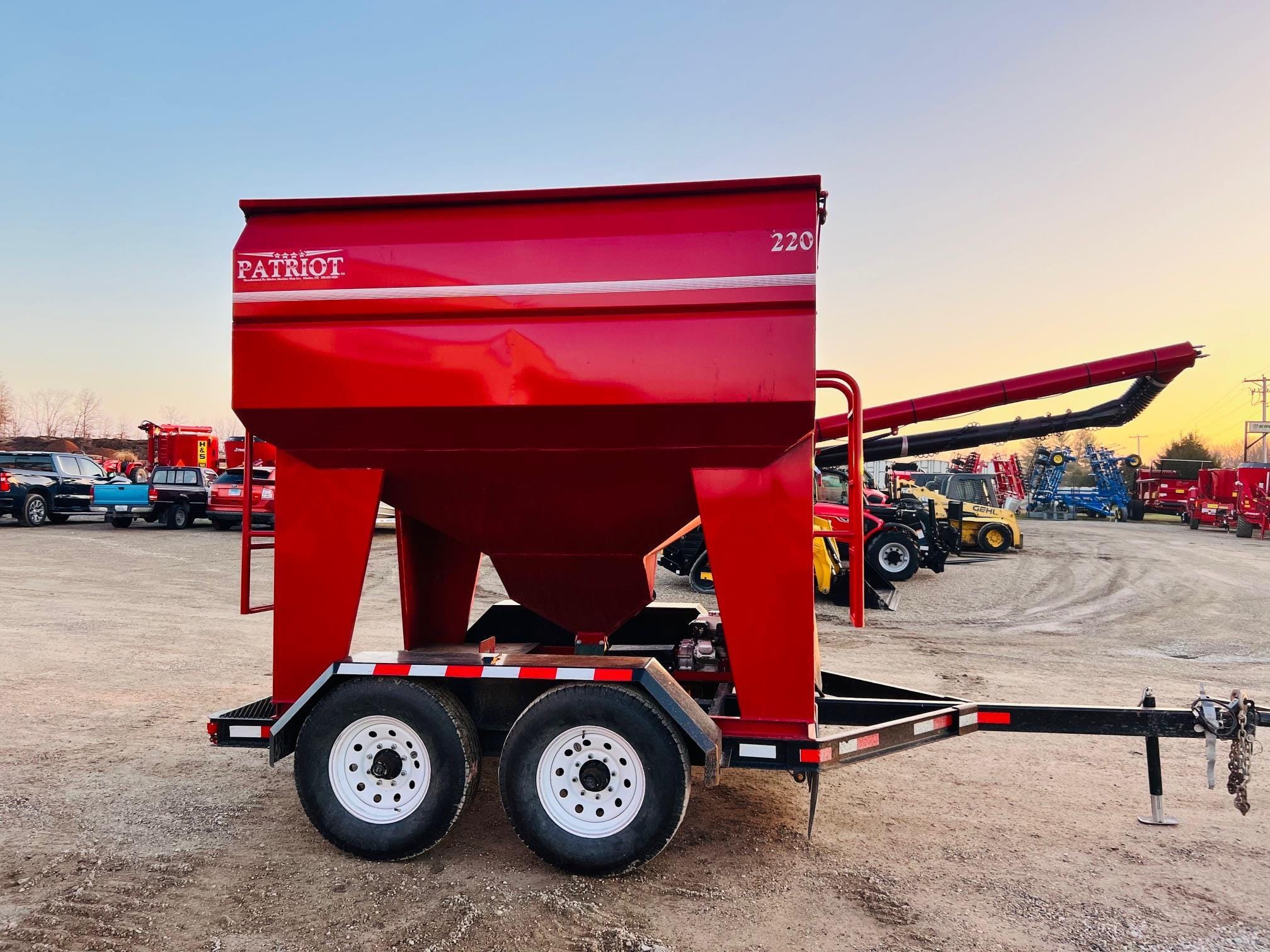 Patriot 220 Equipment Image0