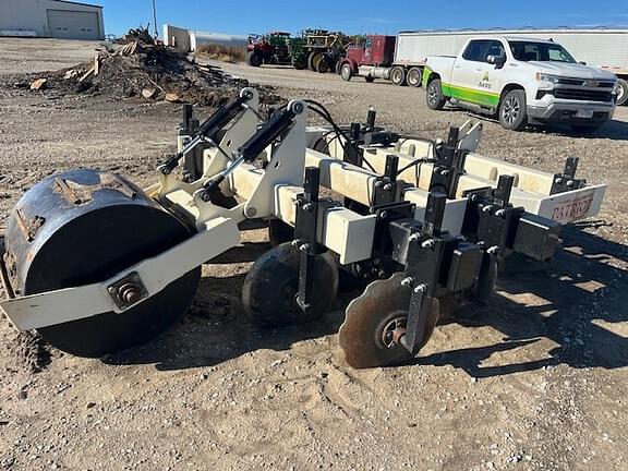 Image of Patriot Pivot Track Closer equipment image 1