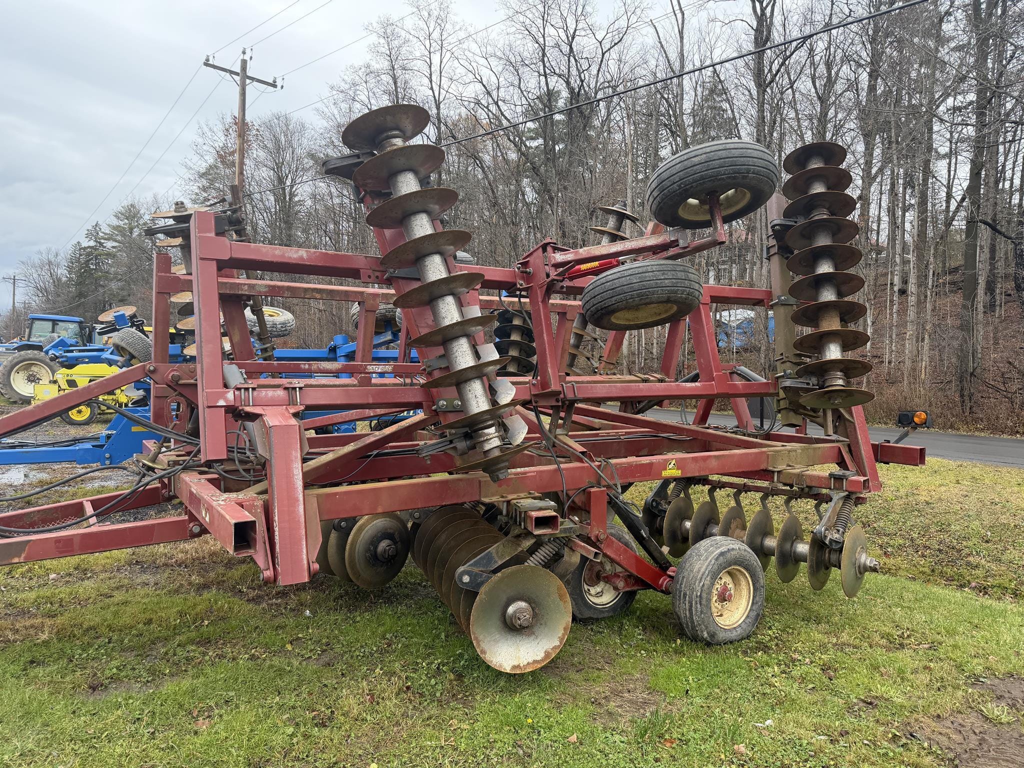 Salford 870 Equipment Image0