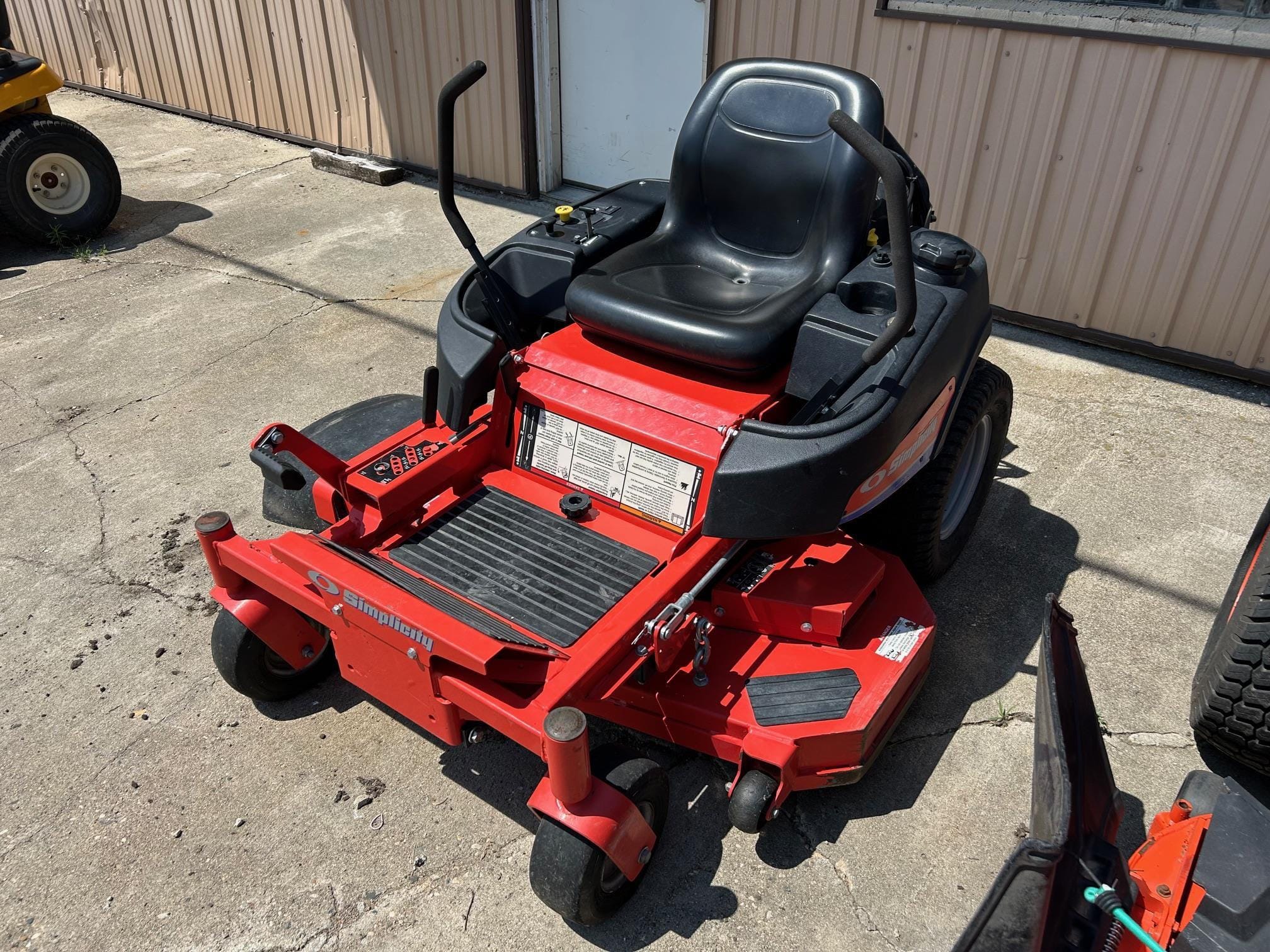 Simplicity ZT3500 Equipment Image0