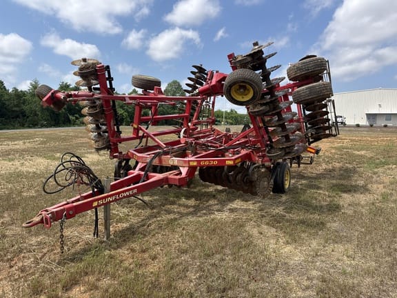 2006 Sunflower 6630 Equipment Image0