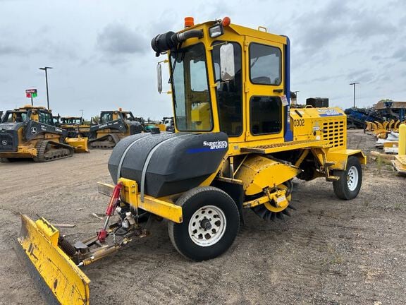 Superior Broom DT80K Equipment Image0