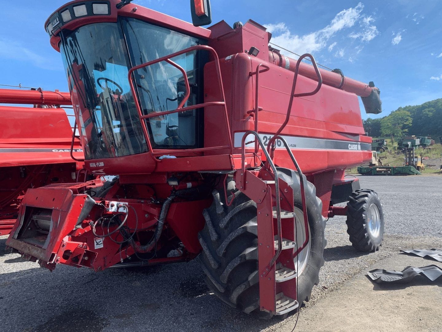 Case IH 2166 Equipment Image0