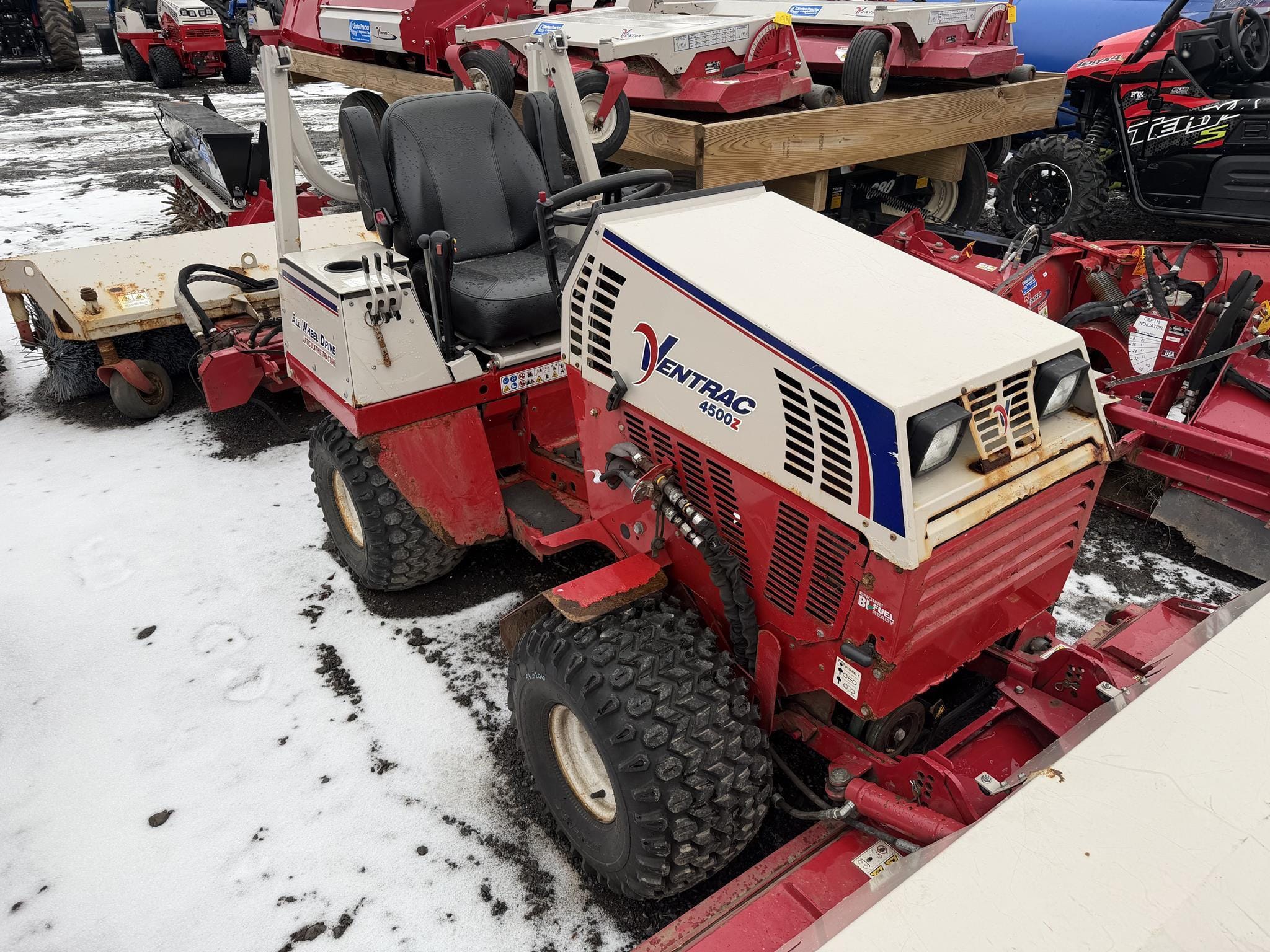 Ventrac 4500Z Equipment Image0