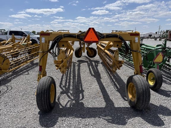 Image of Vermeer R2800 equipment image 2
