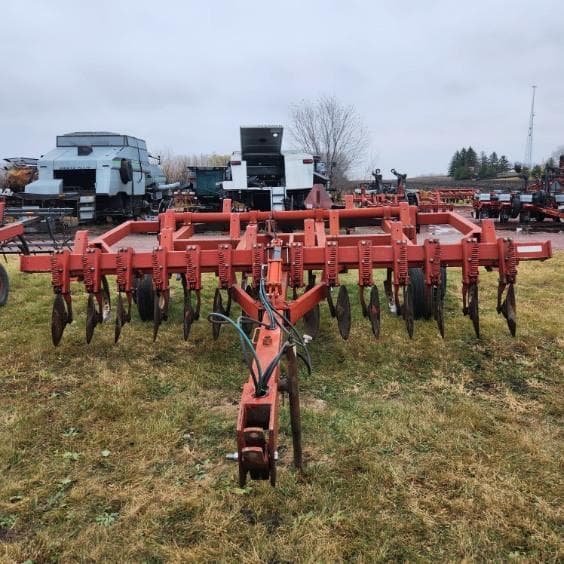 Image of White 445 equipment image 1