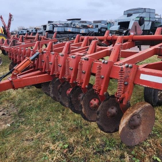 Image of White 445 equipment image 3