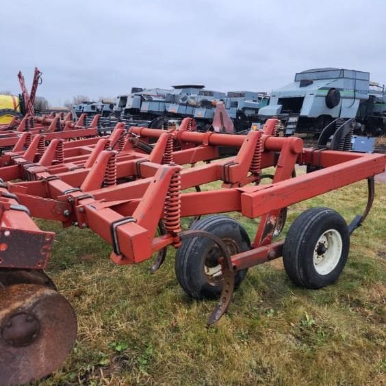 Image of White 445 equipment image 4