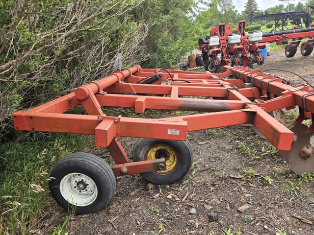 Image of White 445 equipment image 4