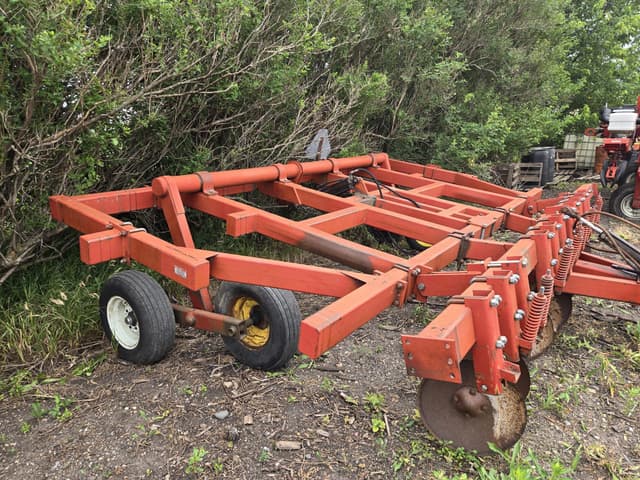 Image of White 445 equipment image 3