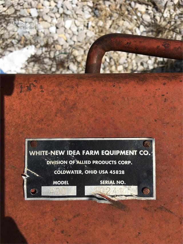Image of White 445 equipment image 1