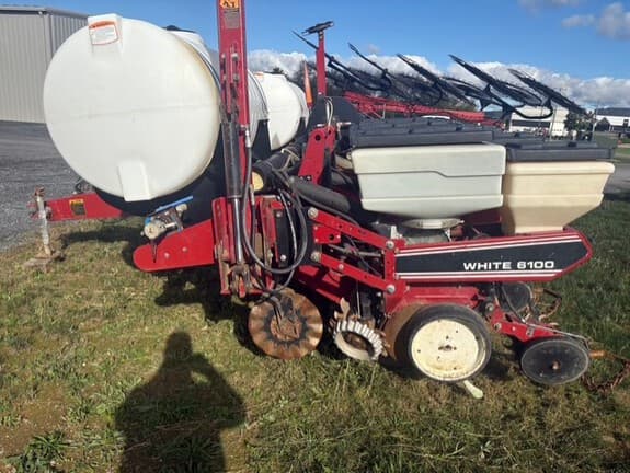 Image of White 6100 equipment image 1