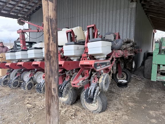 Image of White 6180 equipment image 1