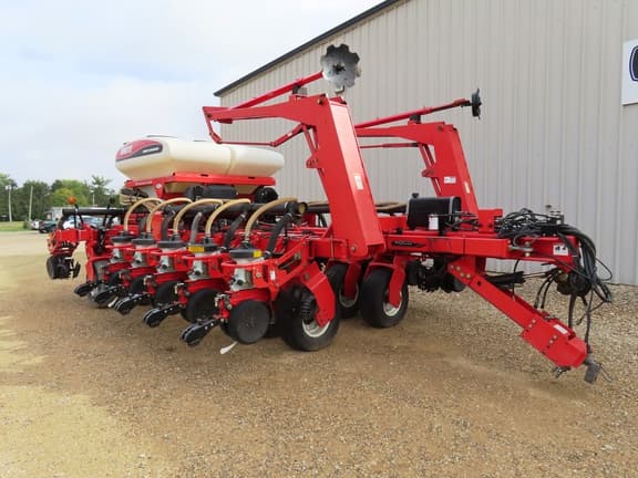 Image of White 8516 equipment image 2